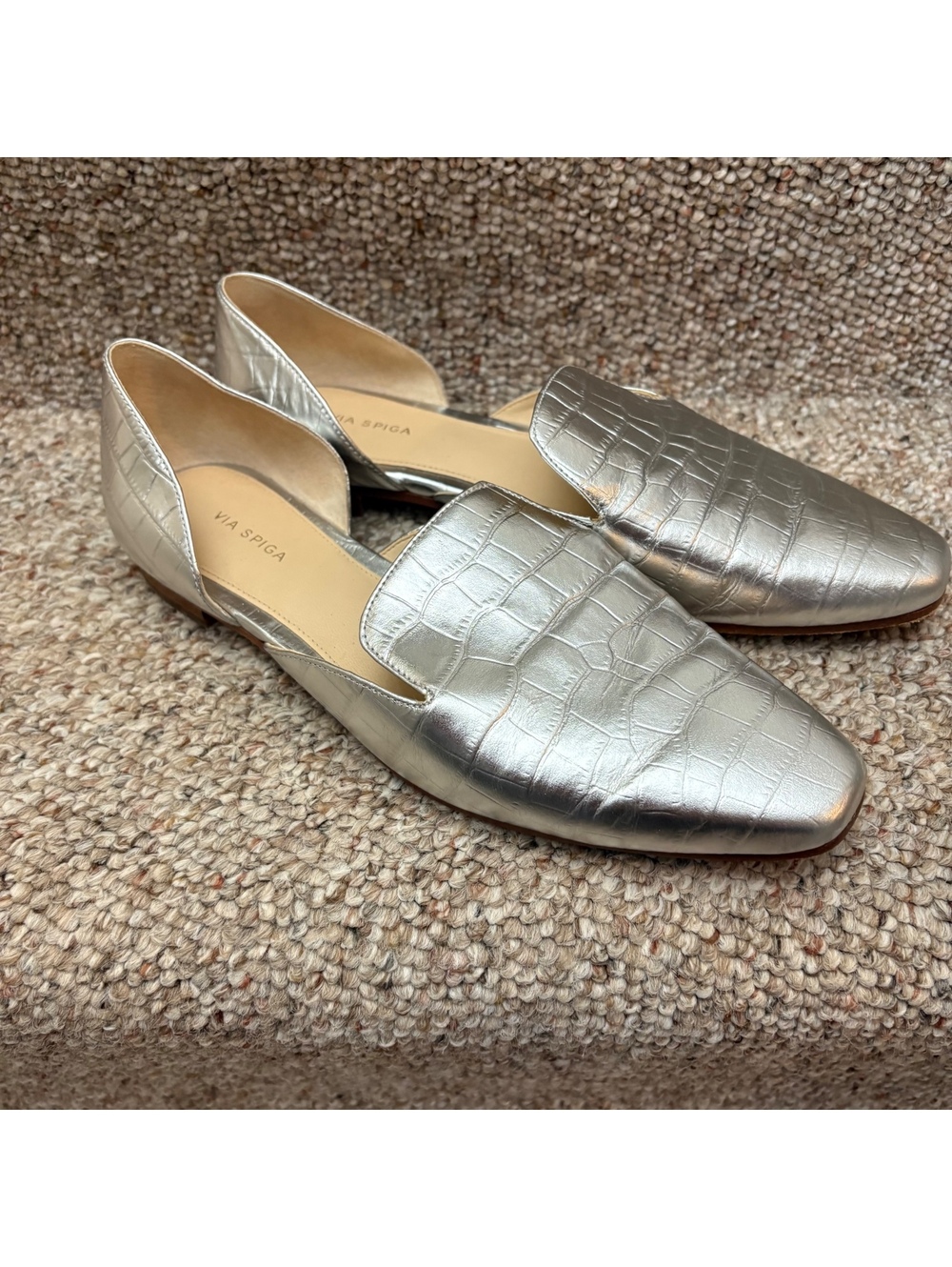 Via Spiga Silver Croc Embossed Leather Slip-On Flats Size 7 Office Formal